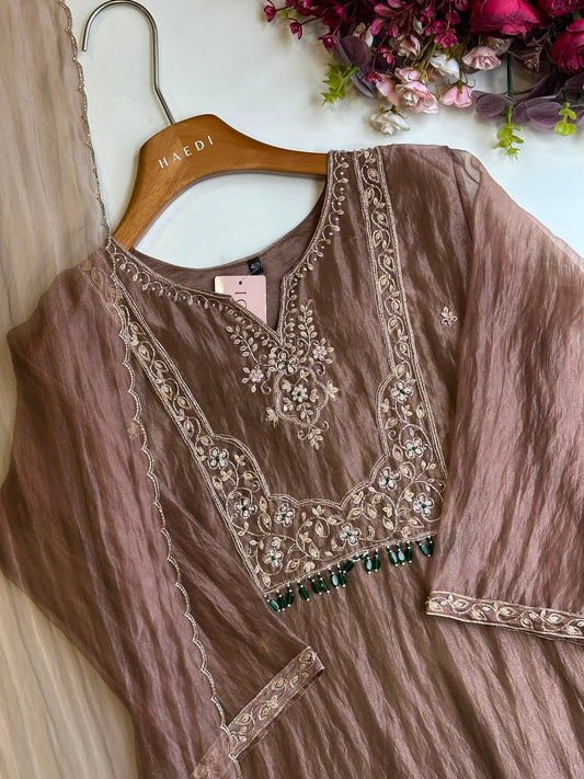 Beautiful handworked suit 20692