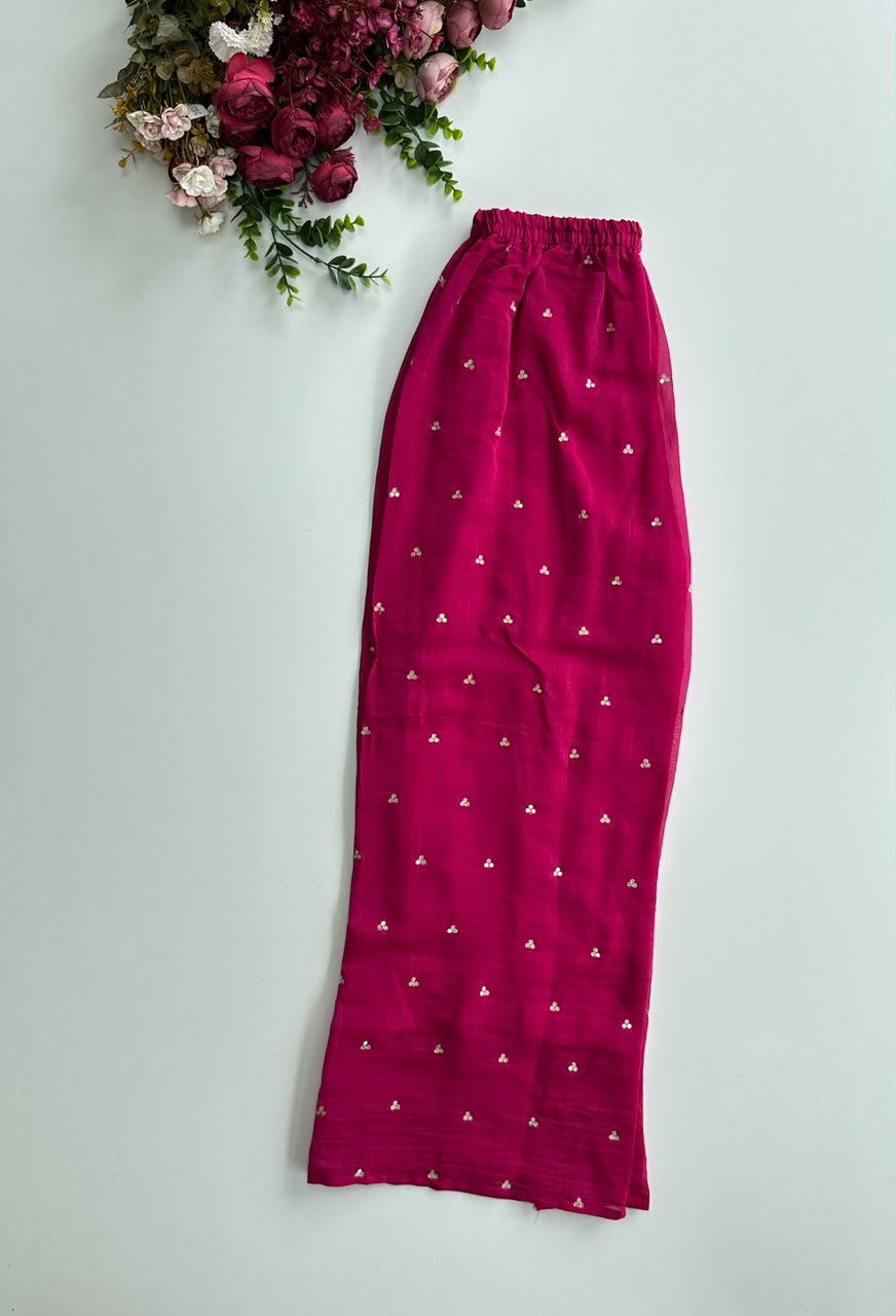 20693 / CMD 58484 Premium mulchanderi partywear suit