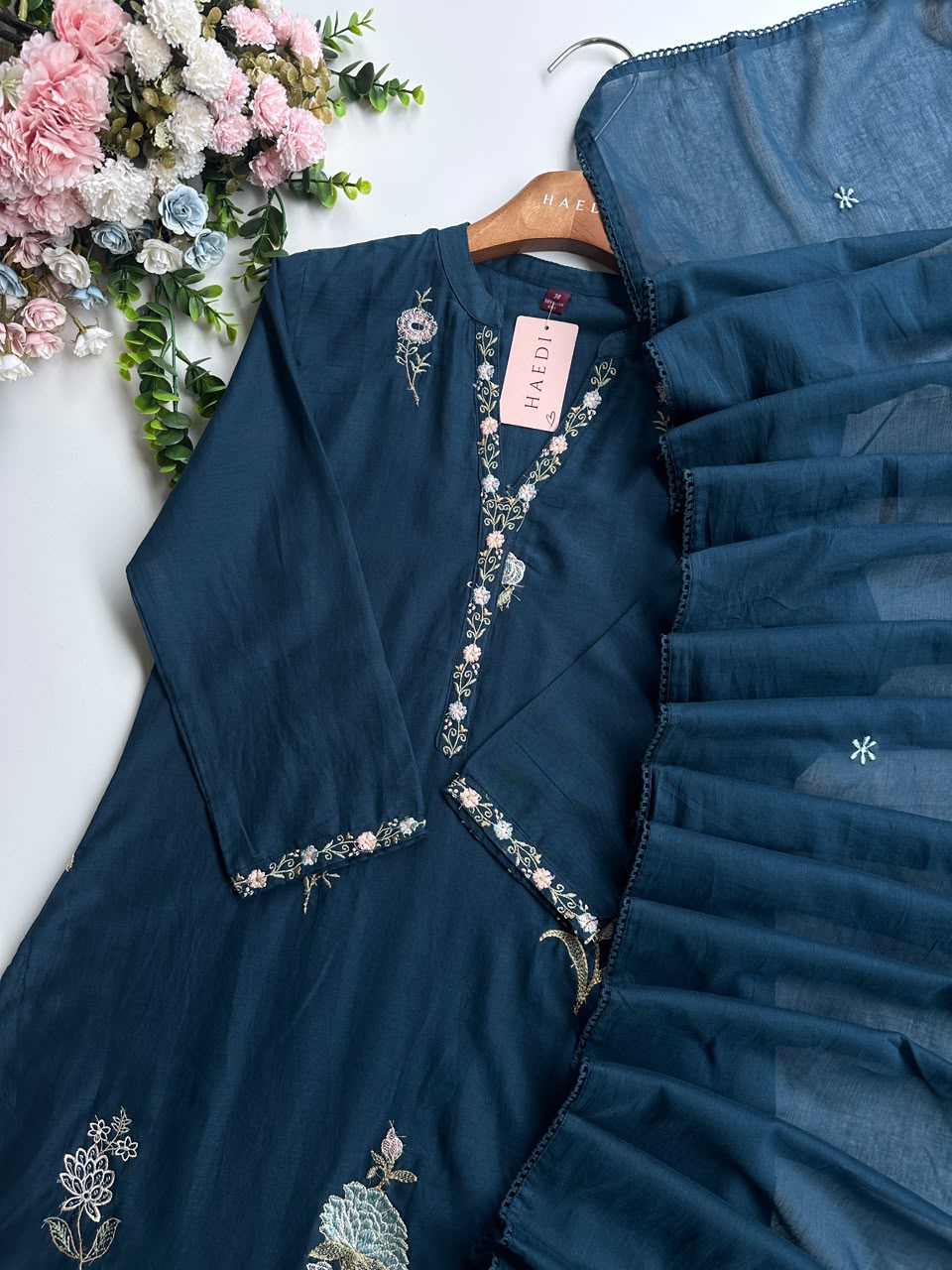 20660/CMD 58459 Beautifull mul cotton suit