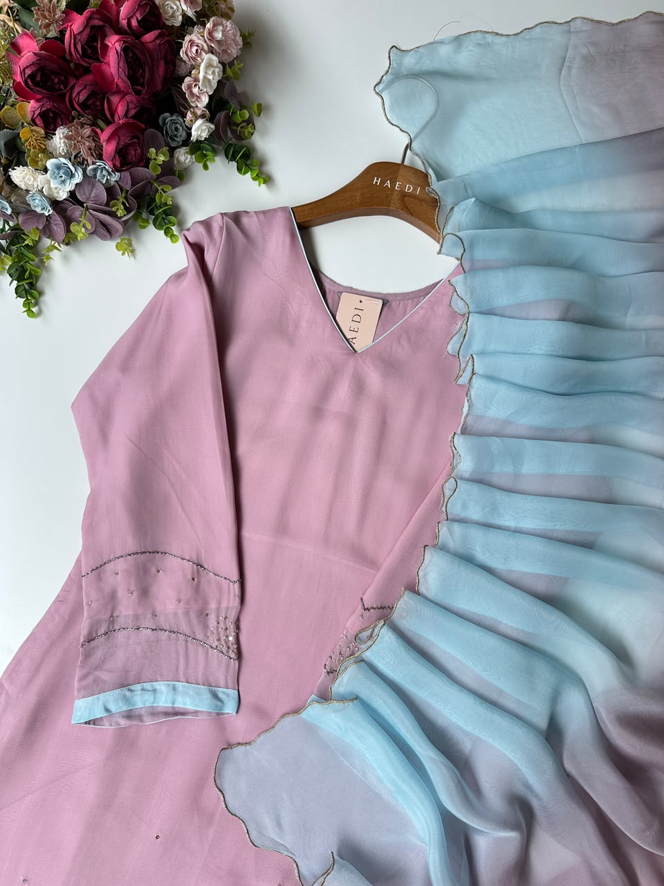20865/CMD 58641 Beautiful designer suit