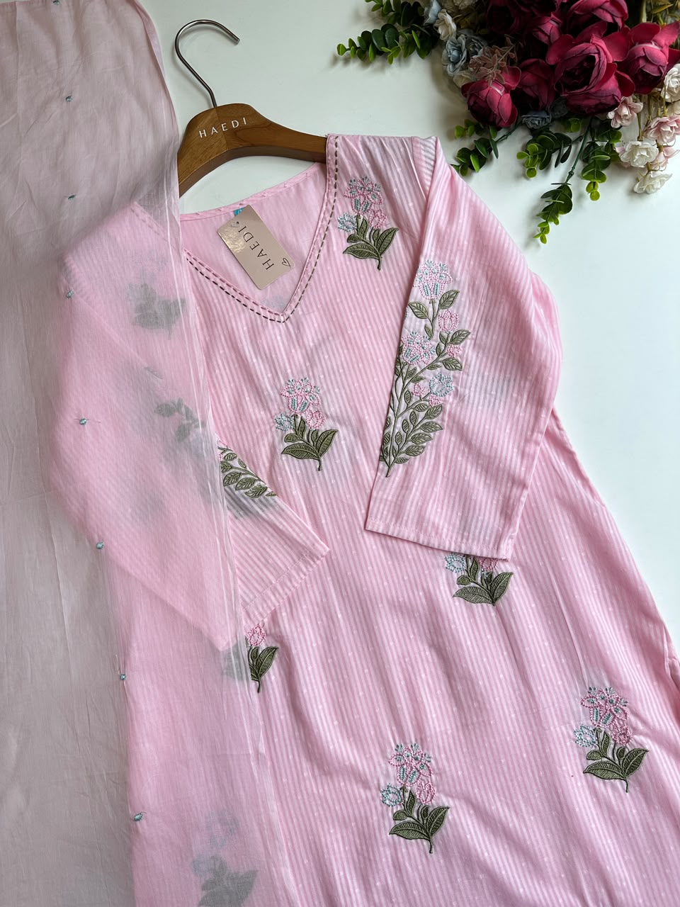 20694 Beautiful embroidered suit