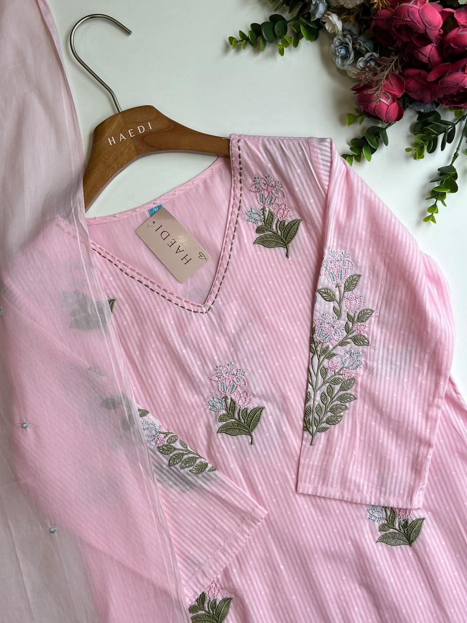 20694 Beautiful embroidered suit
