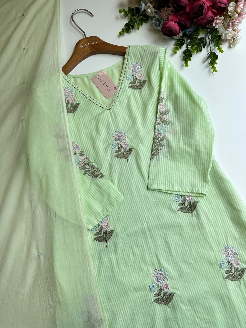 20694 Beautiful embroidered suit
