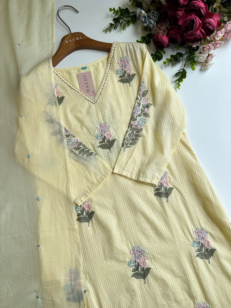 20694 Beautiful embroidered suit