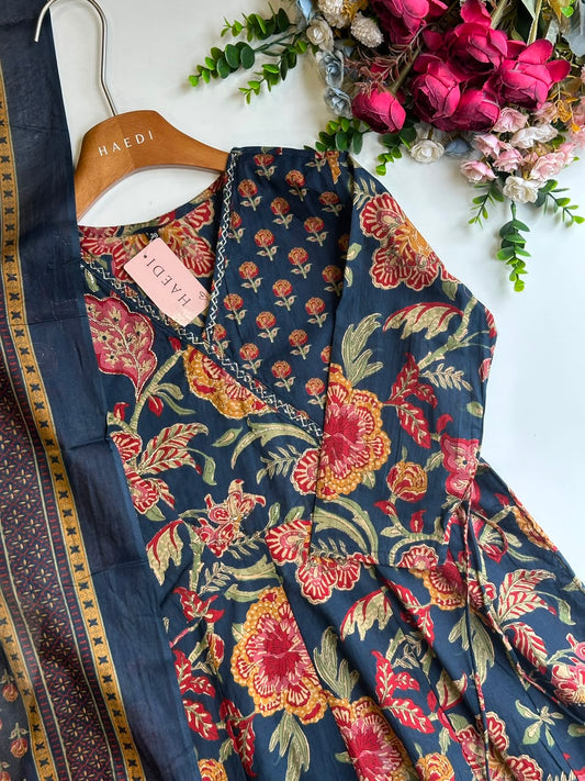 20494 Beautiful cotton anarkali