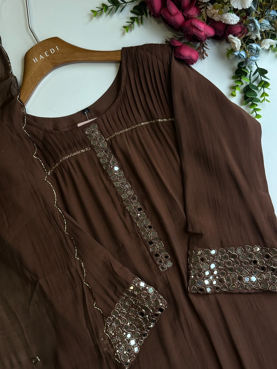 20895/CMD 58663 Beautiful suit set