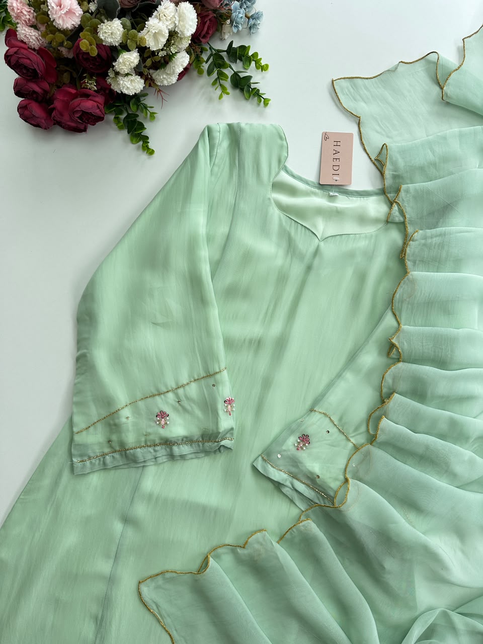 20933/CMD 58685 Beautiful designer suit with handwork