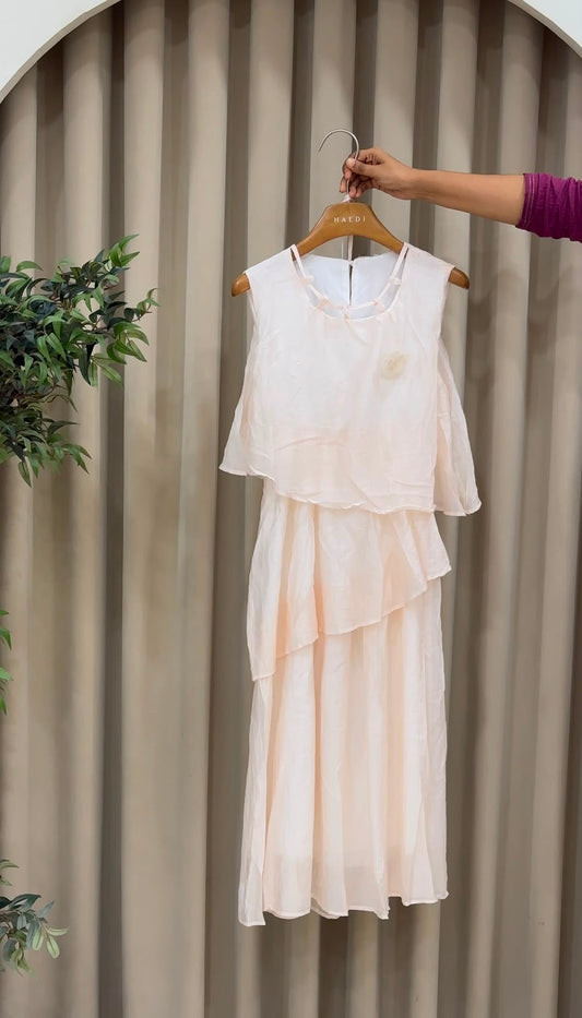 20838 Beautiful Western outfit