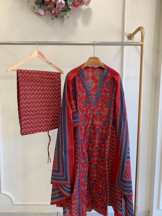 CMD 58086 Beautiful Cotton Suit