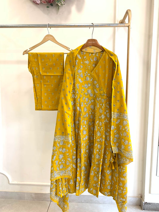 CMD 57556 Beautiful Cotton Suit