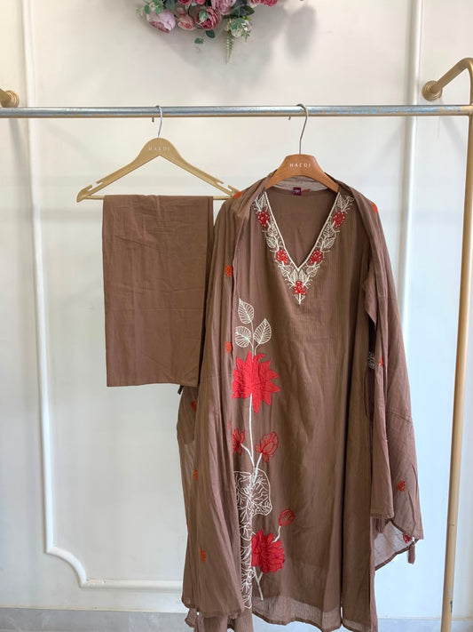CMD 57452 Beautiful Cotton Suit