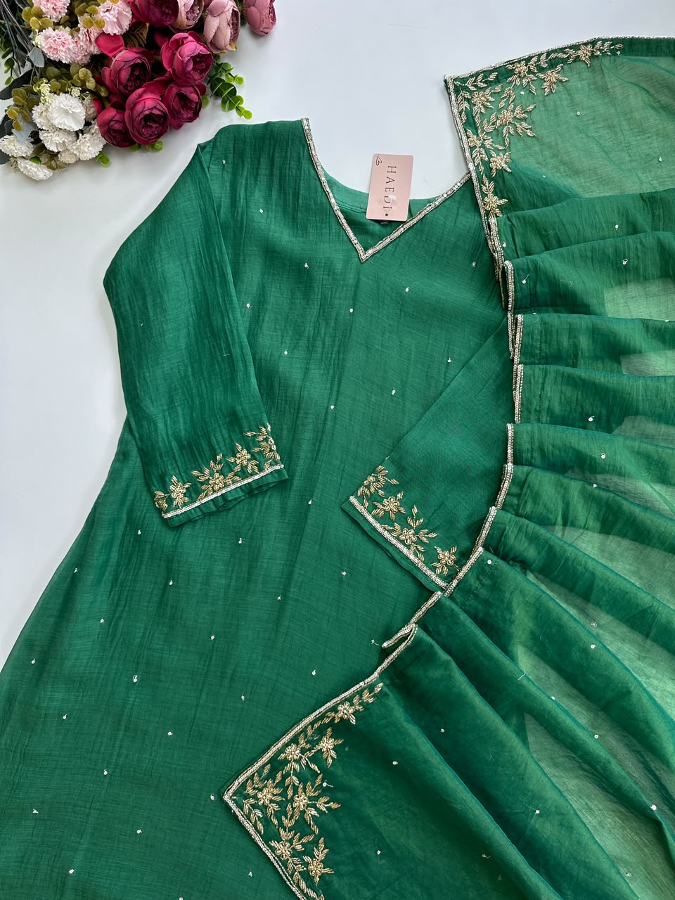 21030 Premium mulchanderi suit