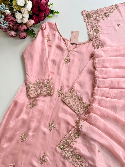 21026 Beautiful partywear suit with handwork