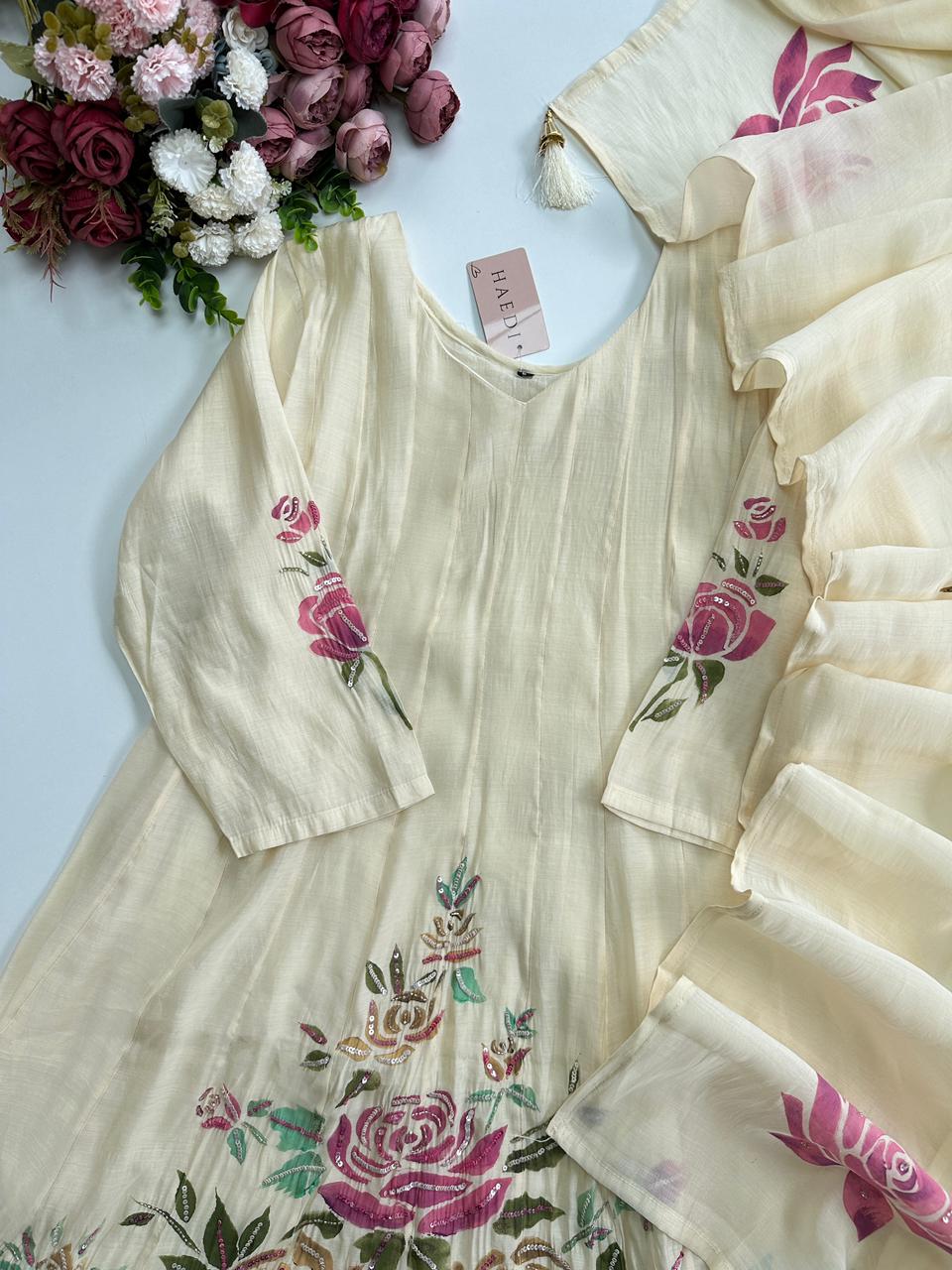 20990 Beautiful handpainted suit with handwork