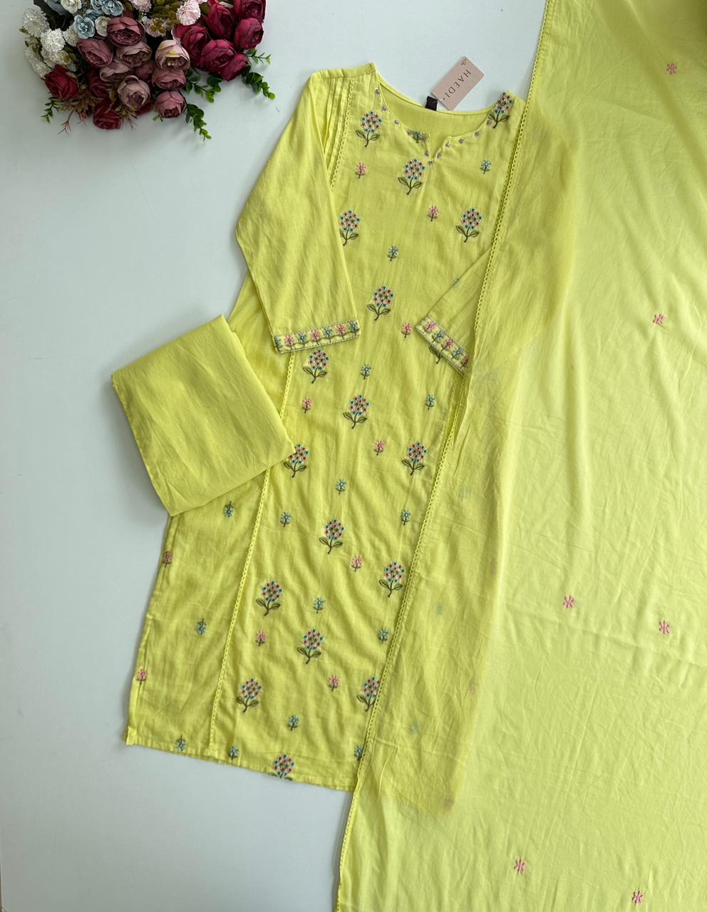 21029 Beautiful embroidered mul cotton suit