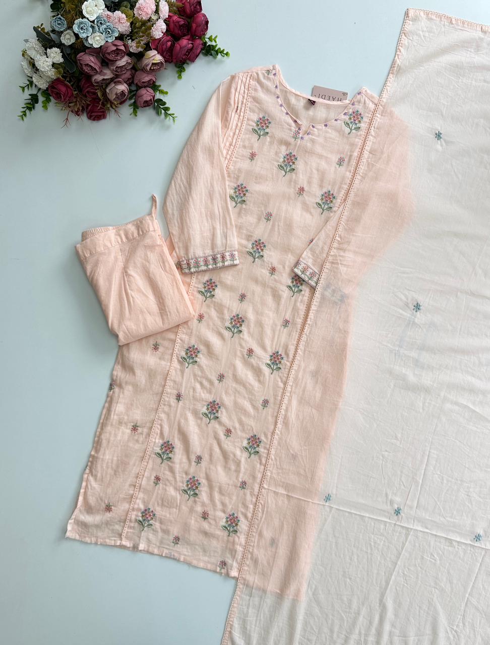 21029 Beautiful embroidered mul cotton suit