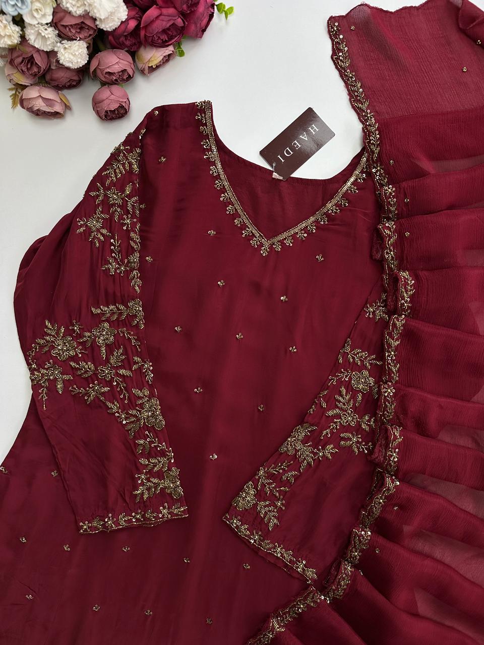 21137 Beautiful handworked suit
