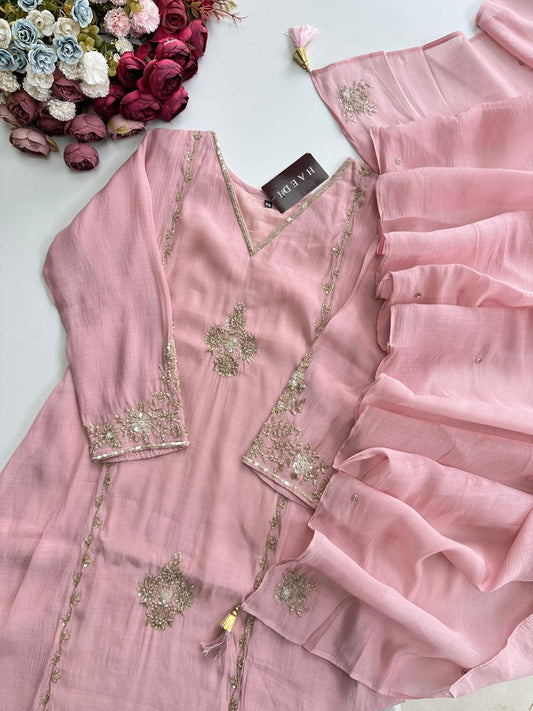 21135 Beautiful handworked suit