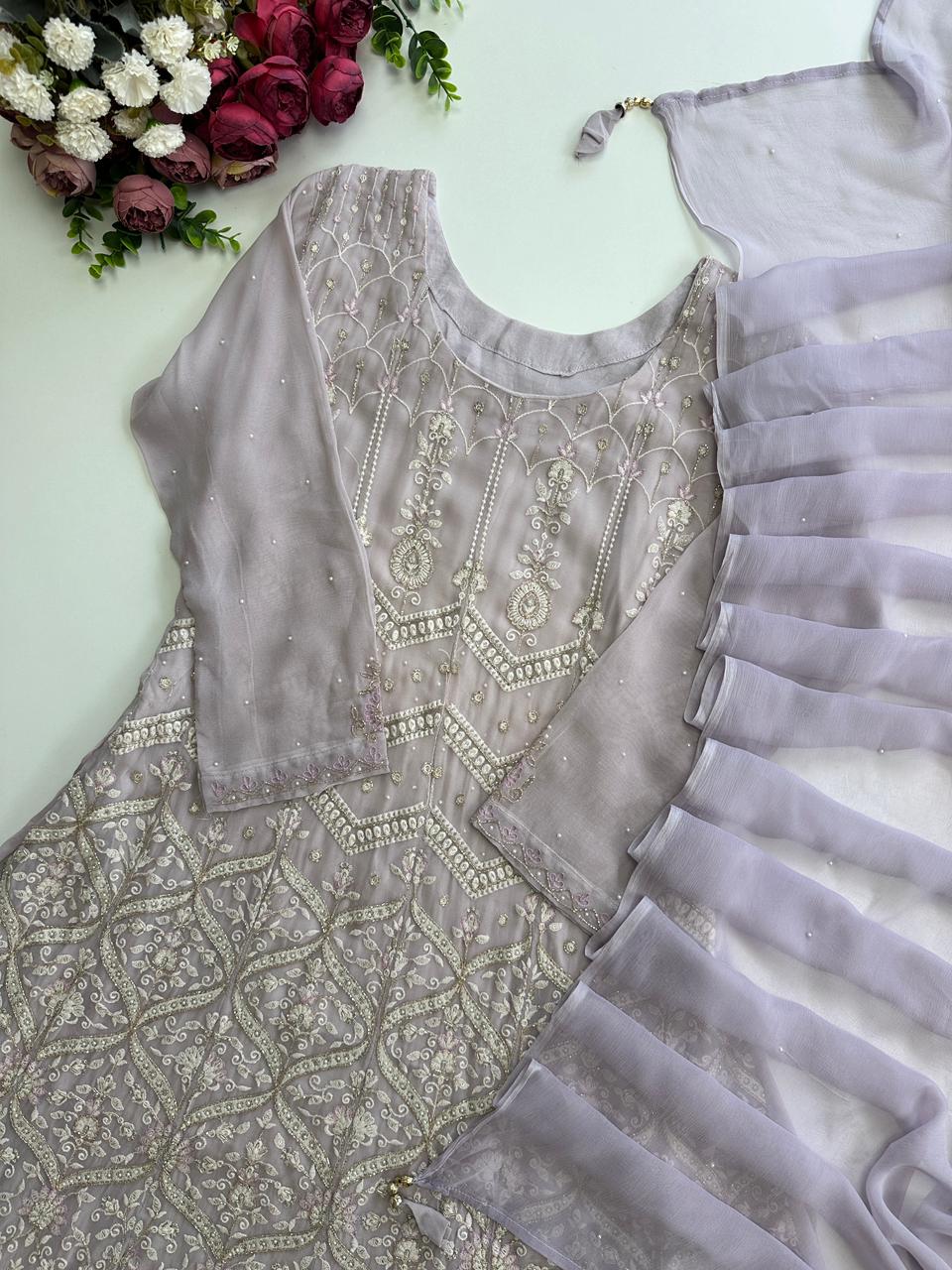 13187 CMD Beautiful partywear gown & palazzo