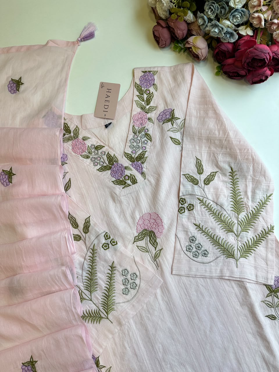 21015 Beautiful embroidered cotton suit