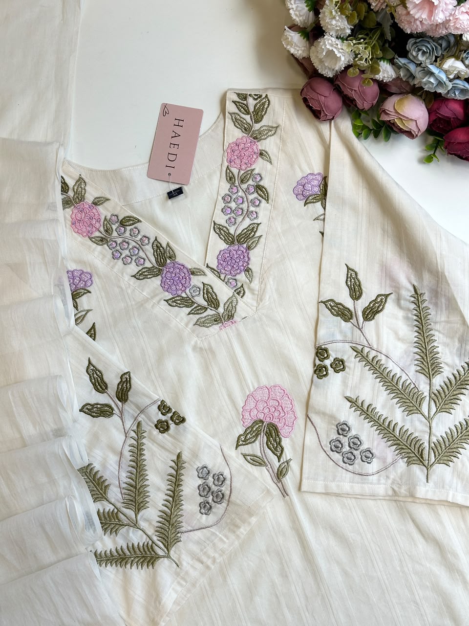 21015 Beautiful embroidered cotton suit