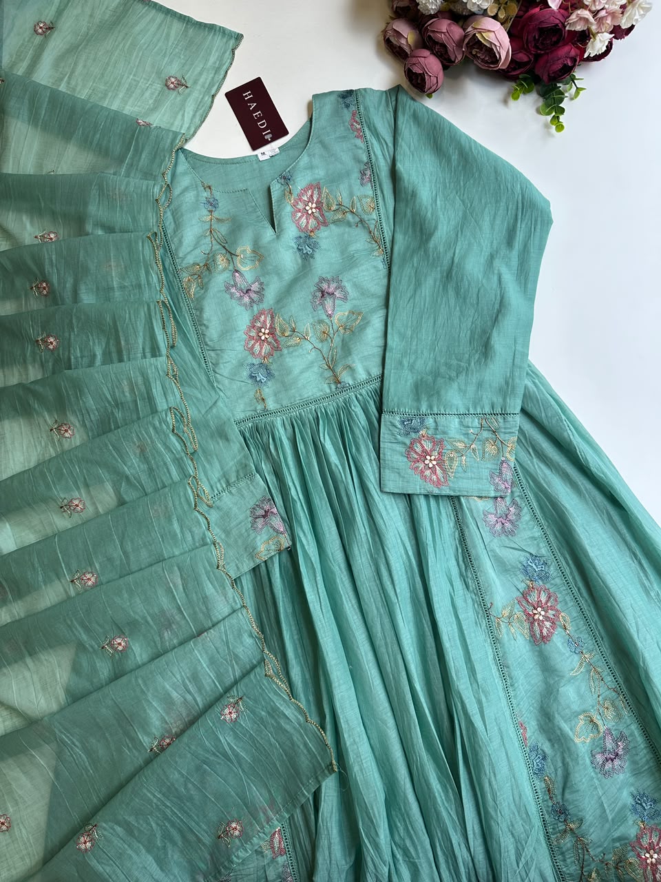 21129 Beautiful embroidered suit