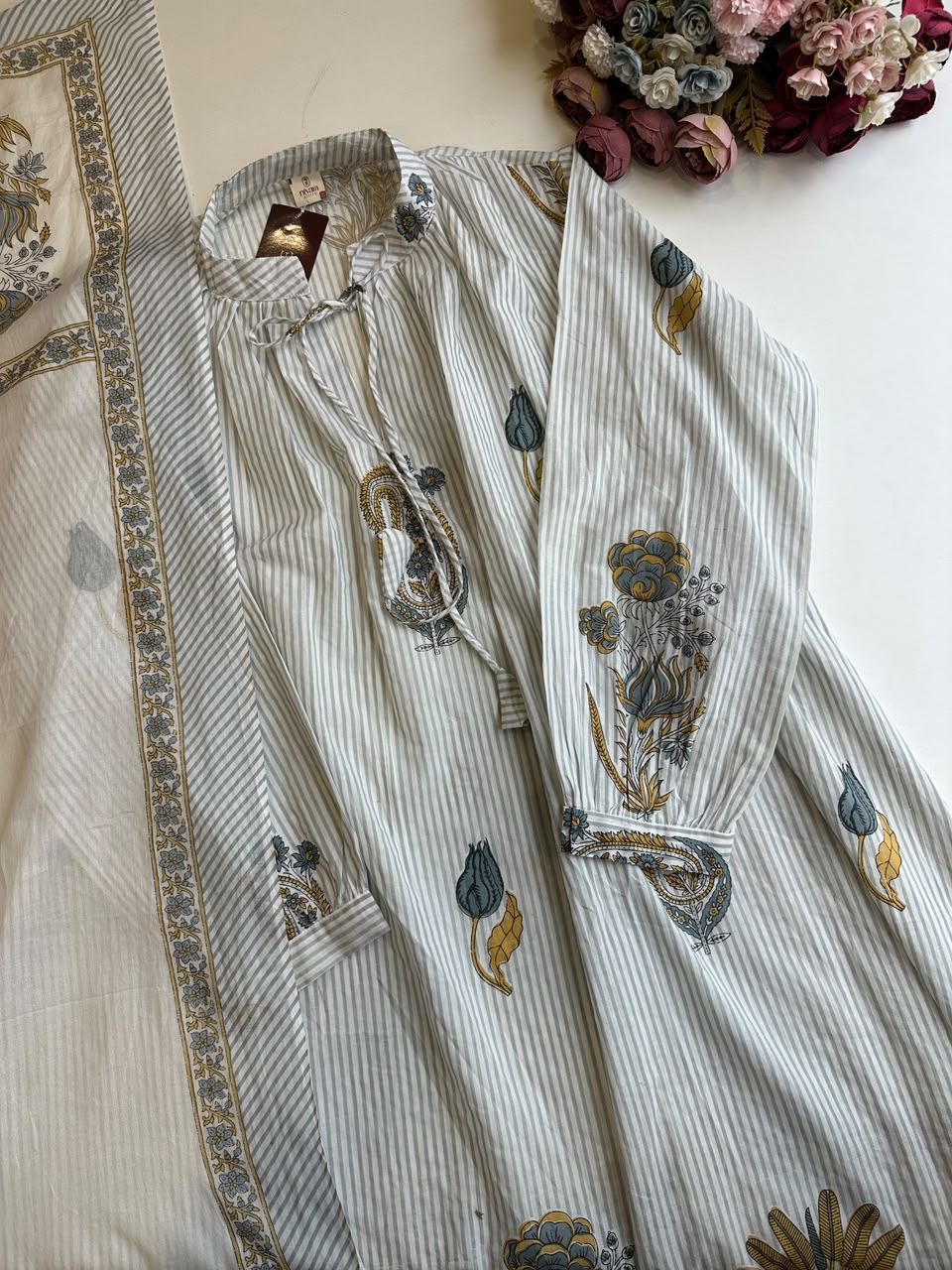 21091/CMD 58795 Beautiful cotton  suit