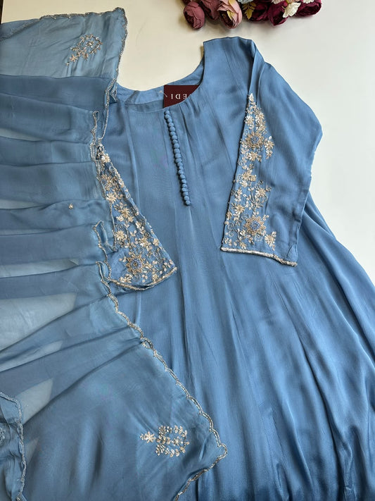 21136 Beautiful handworked anarkali