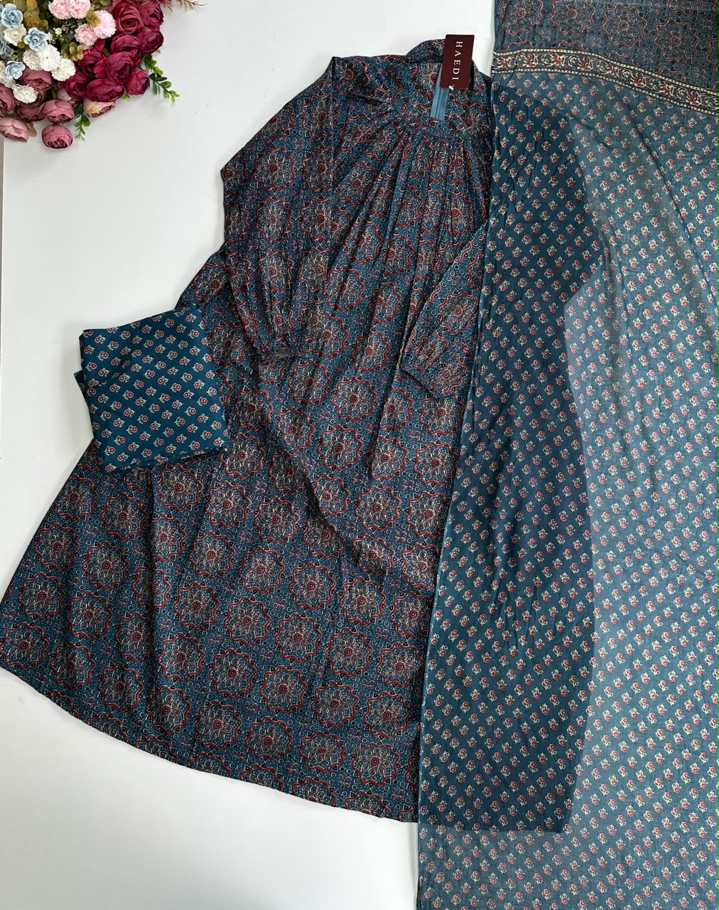 21041 Beautiful cotton suit