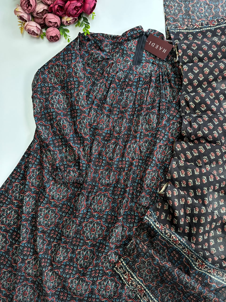 21041 Beautiful cotton suit