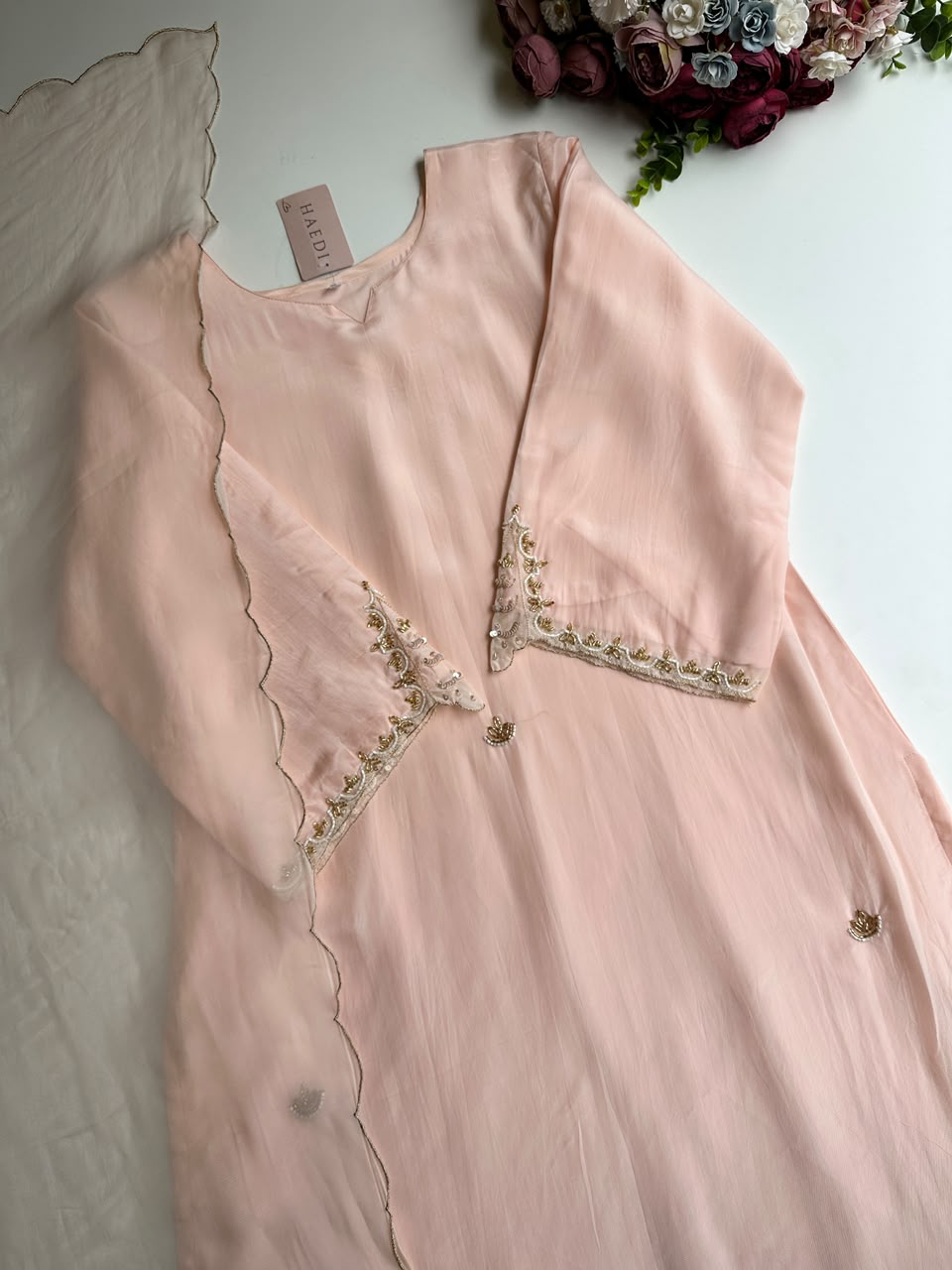 21174 Beautiful designer suit