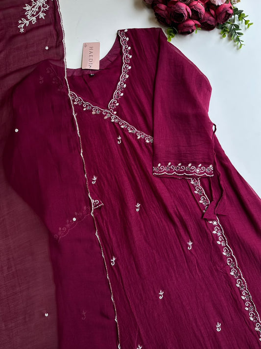 21189 Beautiful mul chanderi ankrakha suit