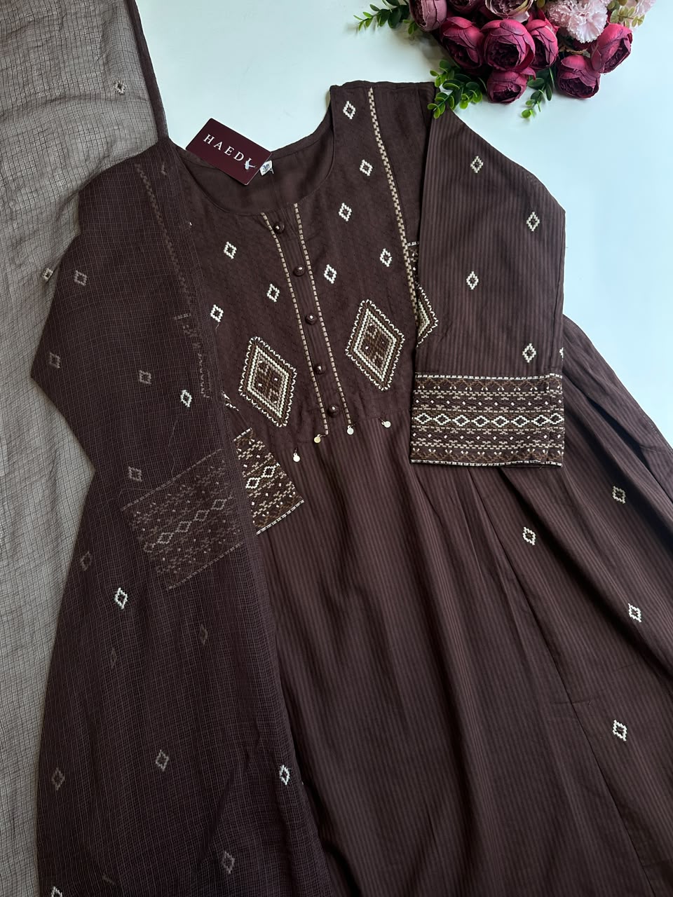 21217 Beautiul embroidered anarkali