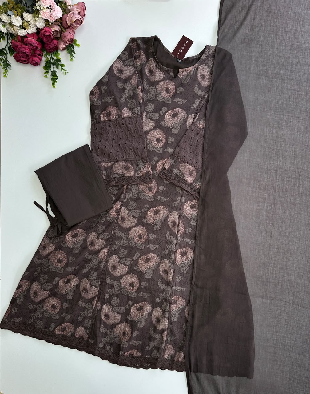 21239/21246 Beautiful Aline suit with pakistani sleeves