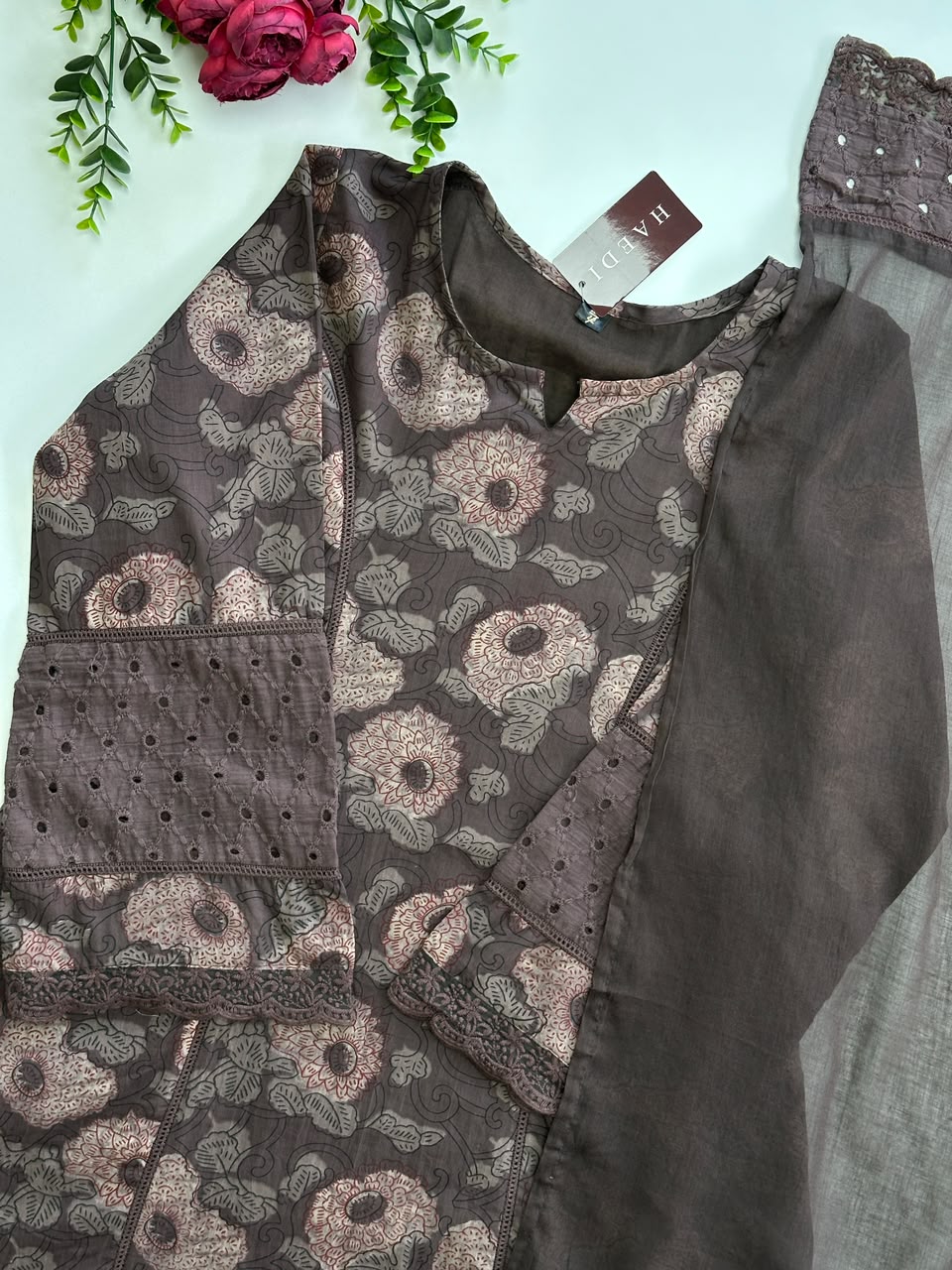 21239/21246 Beautiful Aline suit with pakistani sleeves