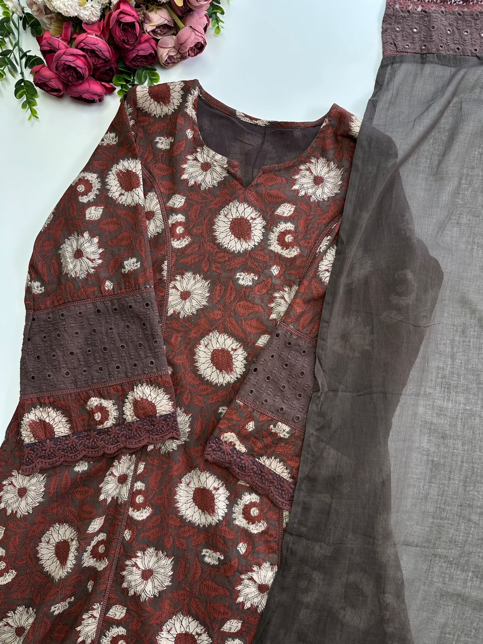 21239/21246 Beautiful Aline suit with pakistani sleeves