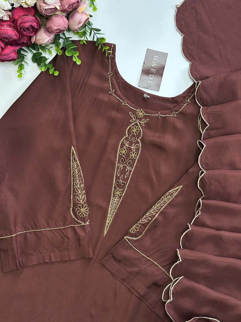 21251 Beautiful designer suit