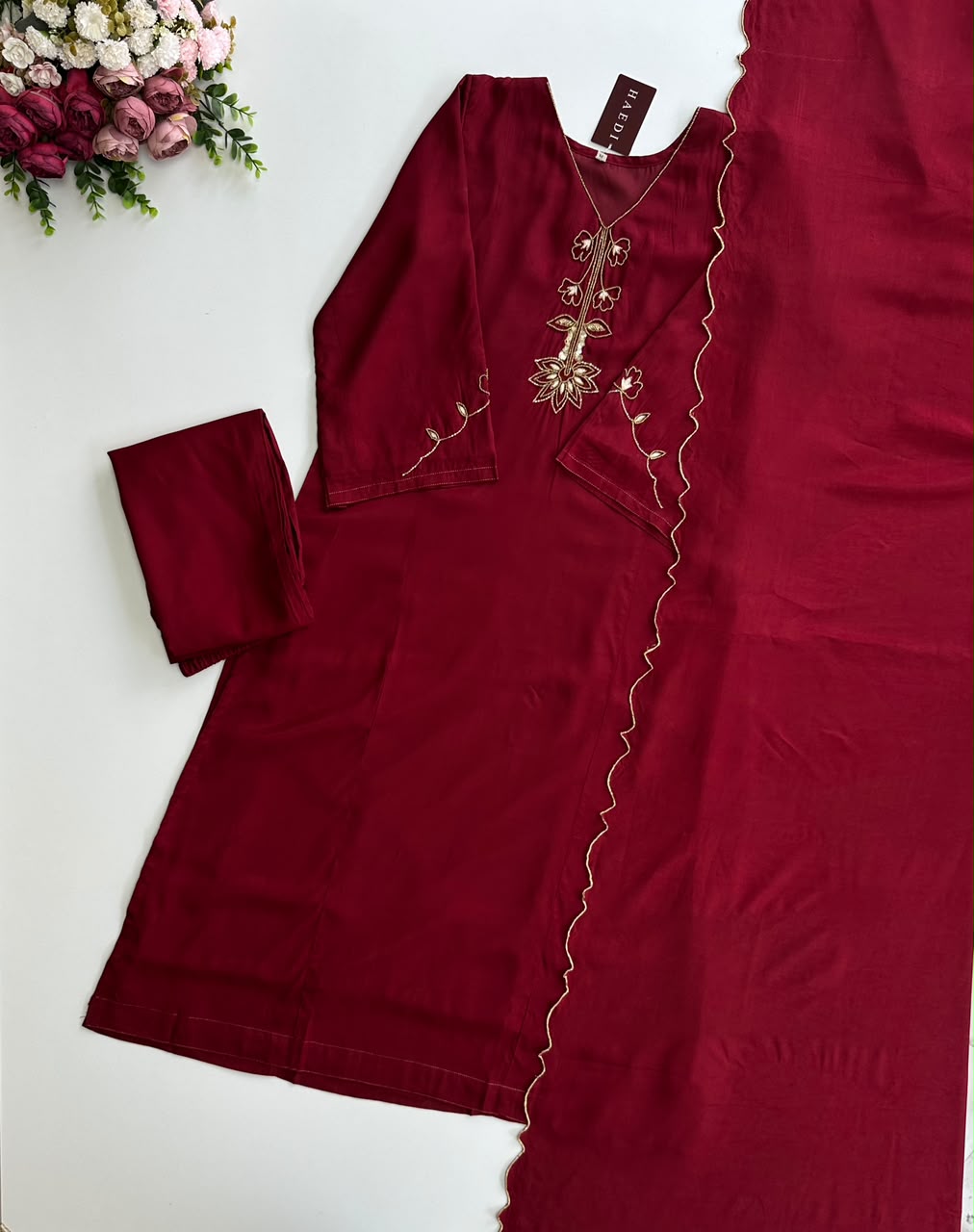 21248 Beautiful partywear suit