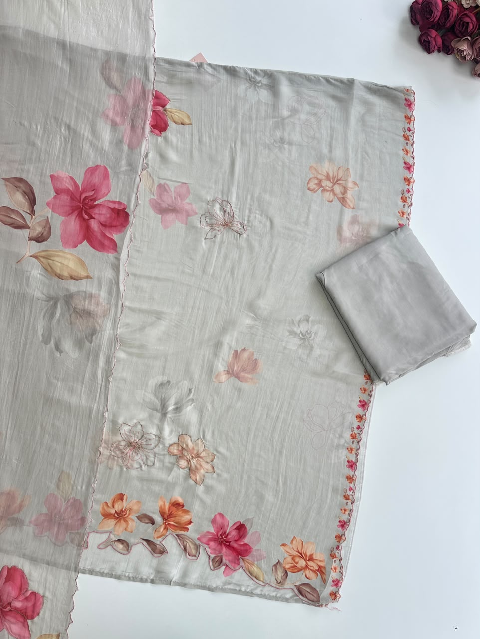 20888 Premium unstiched suit