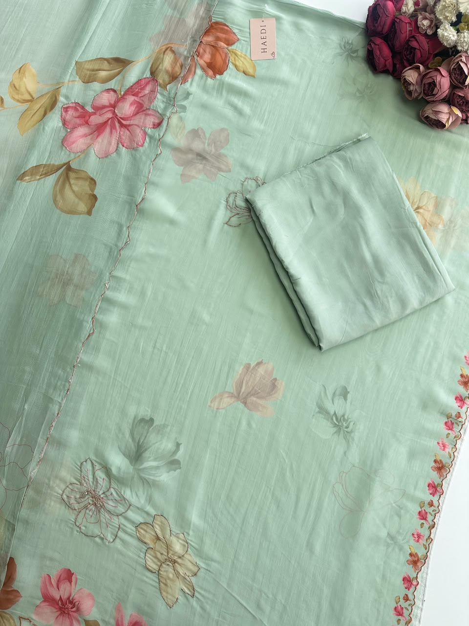 20888 Premium unstiched suit