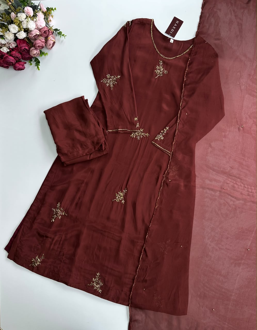 21300 Beautiful handworked partywear suit
