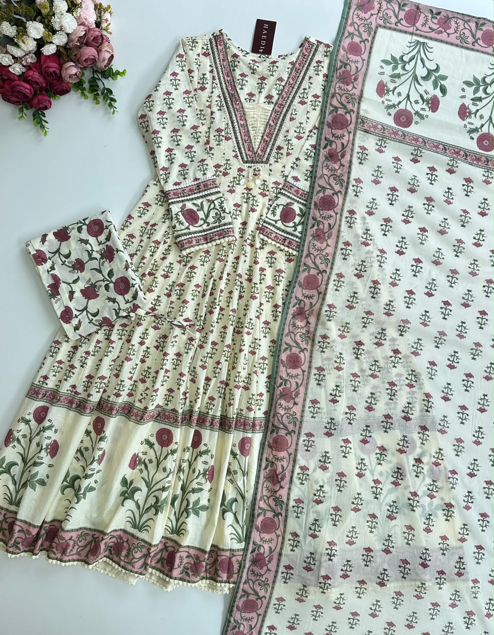 21212 /CMD 58923 Beautiful panel cut cotton anarkali