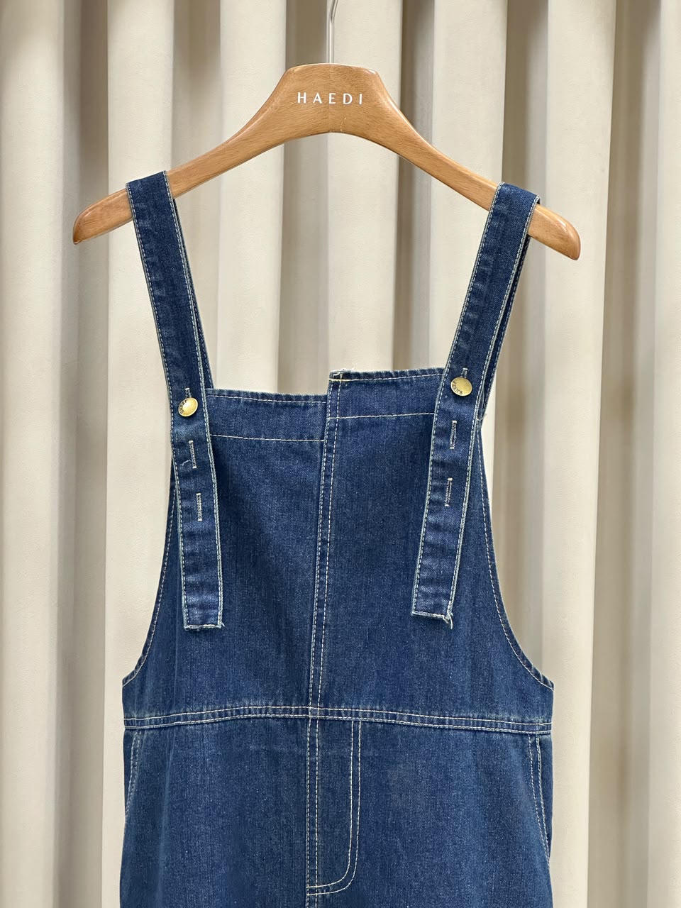 16844 Beautifull denim suit