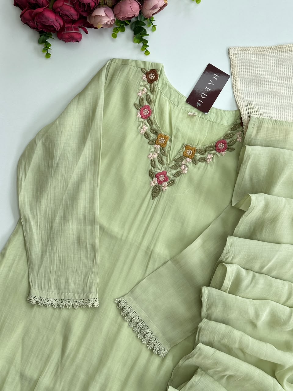 21234 Beautiful embroidered suit