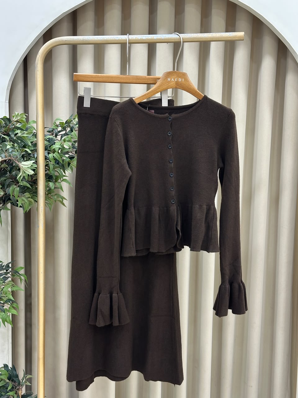 21322 Beautifull skirt and top