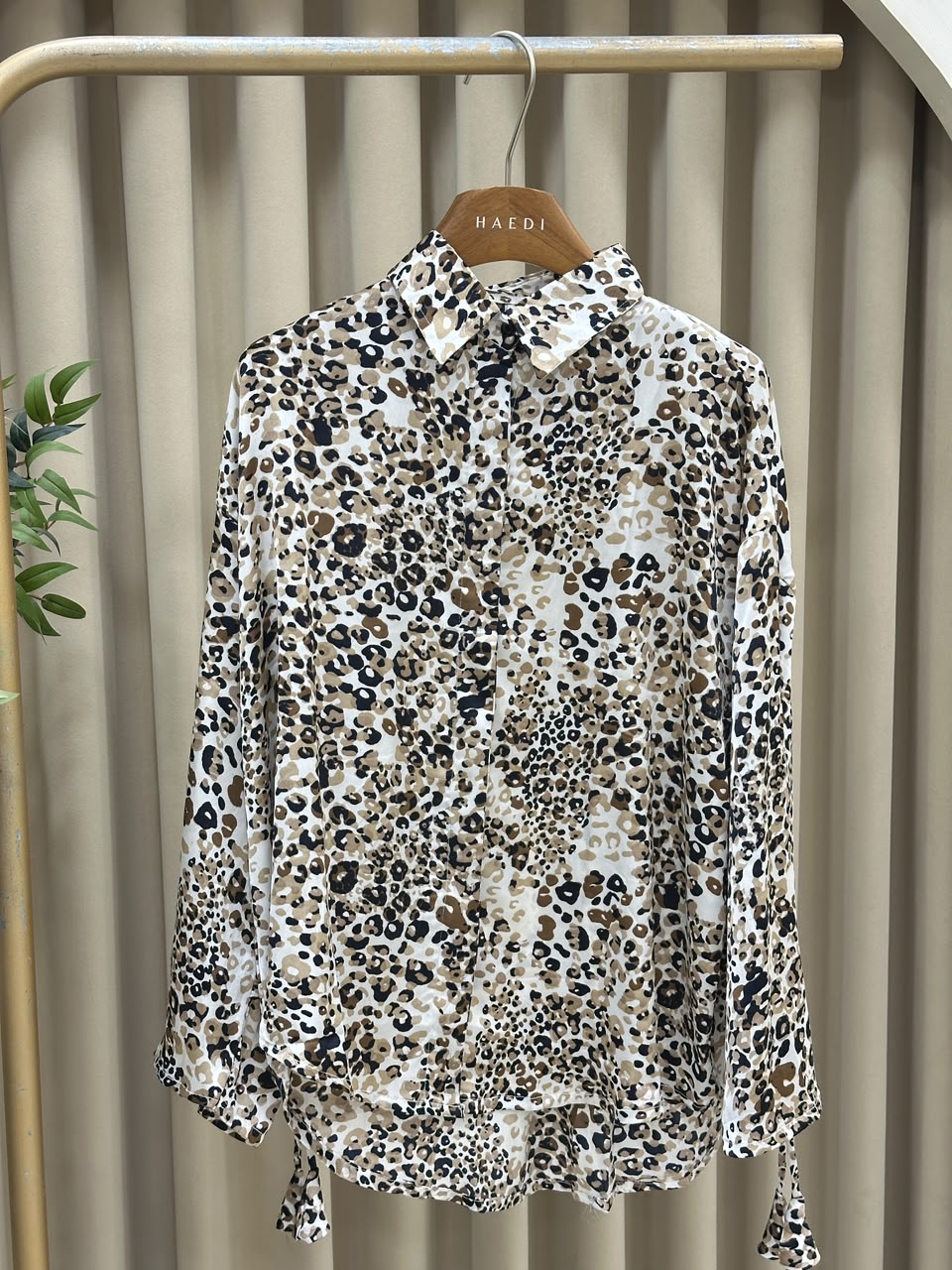21291 Animal printed shirt