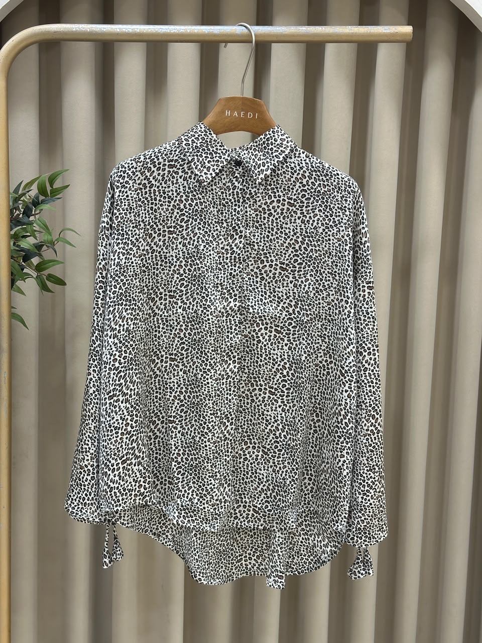21291 Animal printed shirt