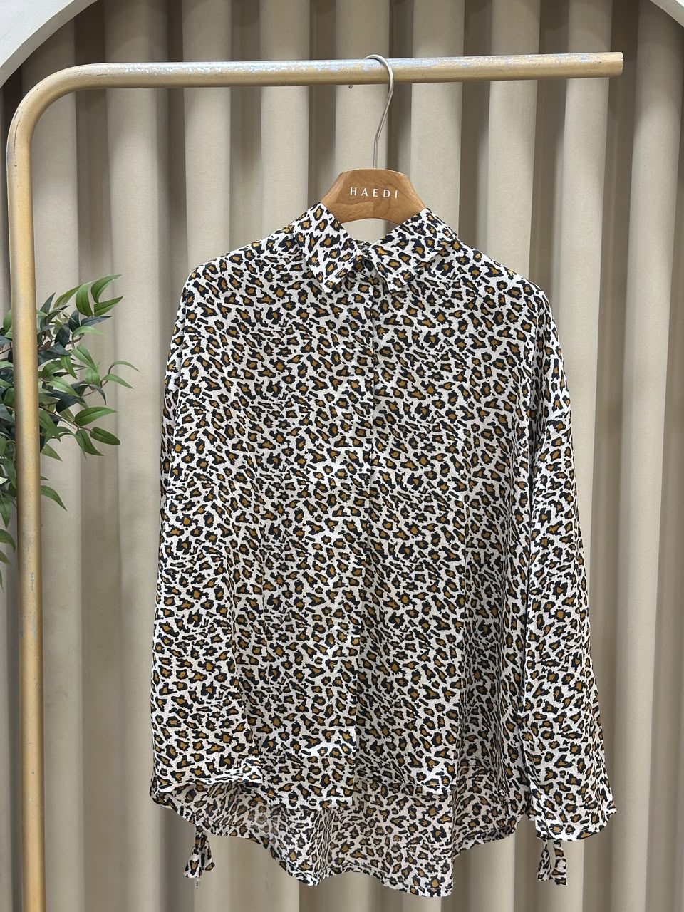 21291 Animal printed shirt