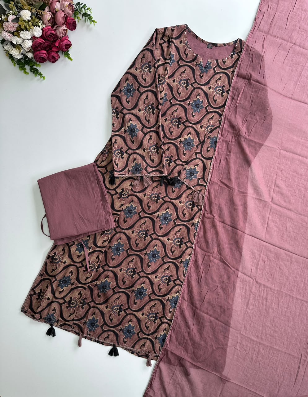21405 Beautiful loose fitted cotton suit