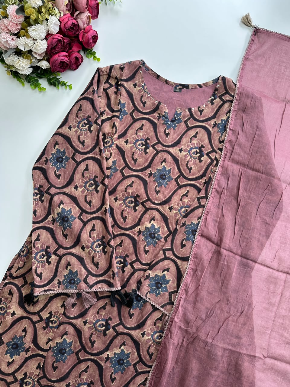 21405 Beautiful loose fitted cotton suit